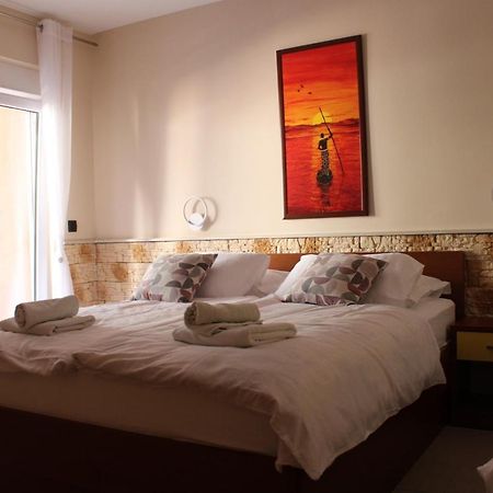 Bed and Breakfast Dalmacija Omiš Zewnętrze zdjęcie