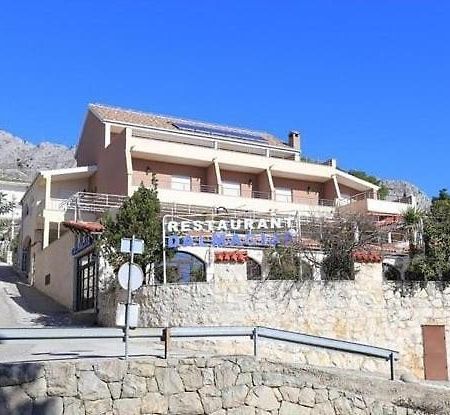 Bed and Breakfast Dalmacija Omiš Zewnętrze zdjęcie