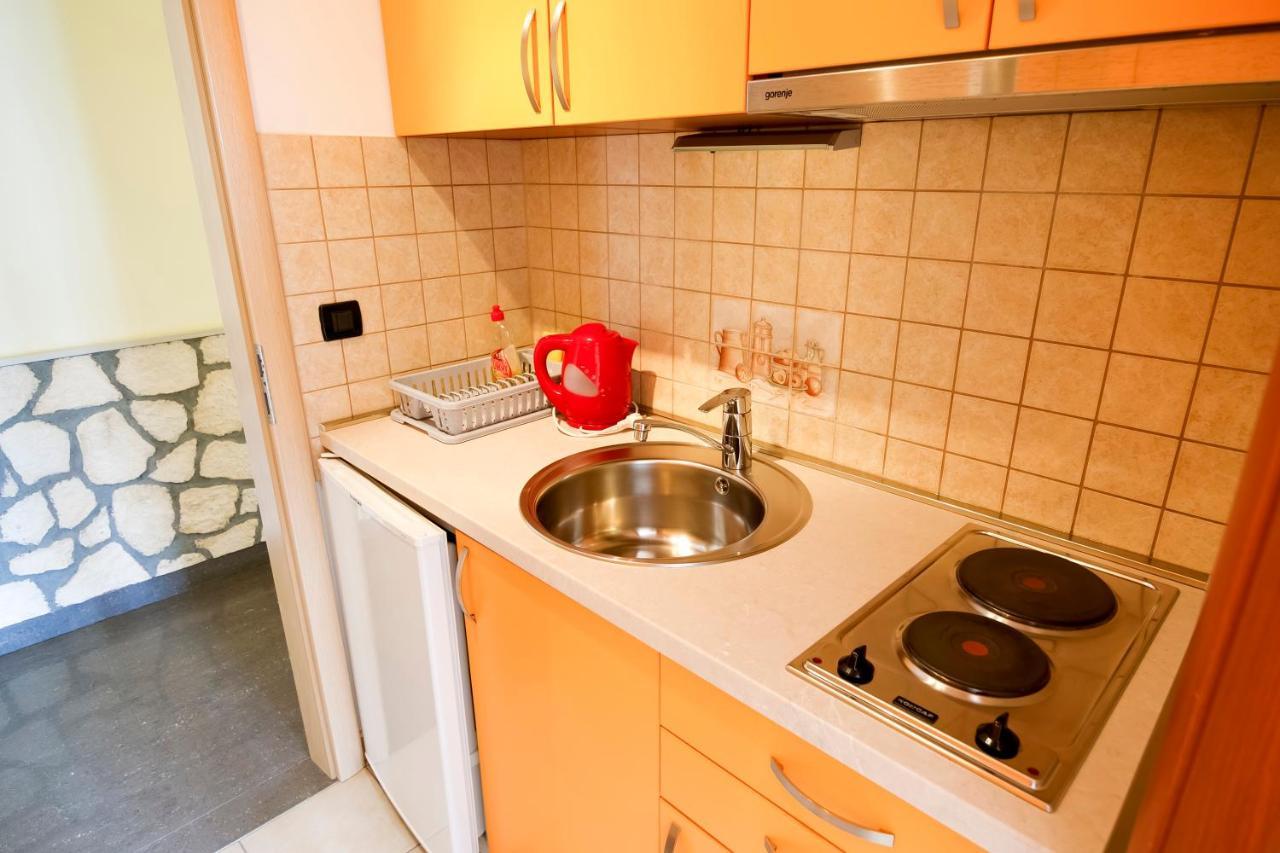 Bed and Breakfast Dalmacija Omiš Zewnętrze zdjęcie