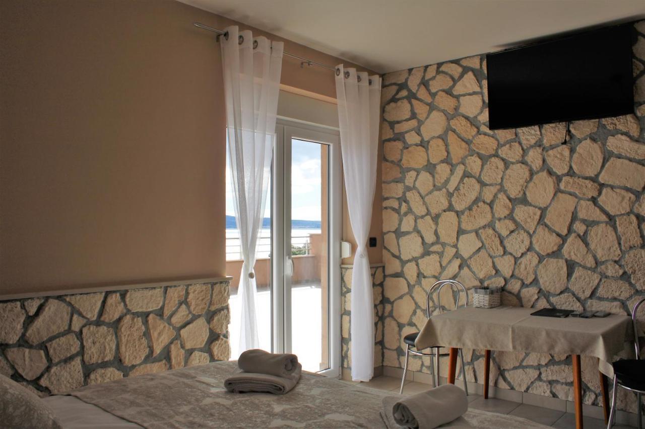 Bed and Breakfast Dalmacija Omiš Zewnętrze zdjęcie