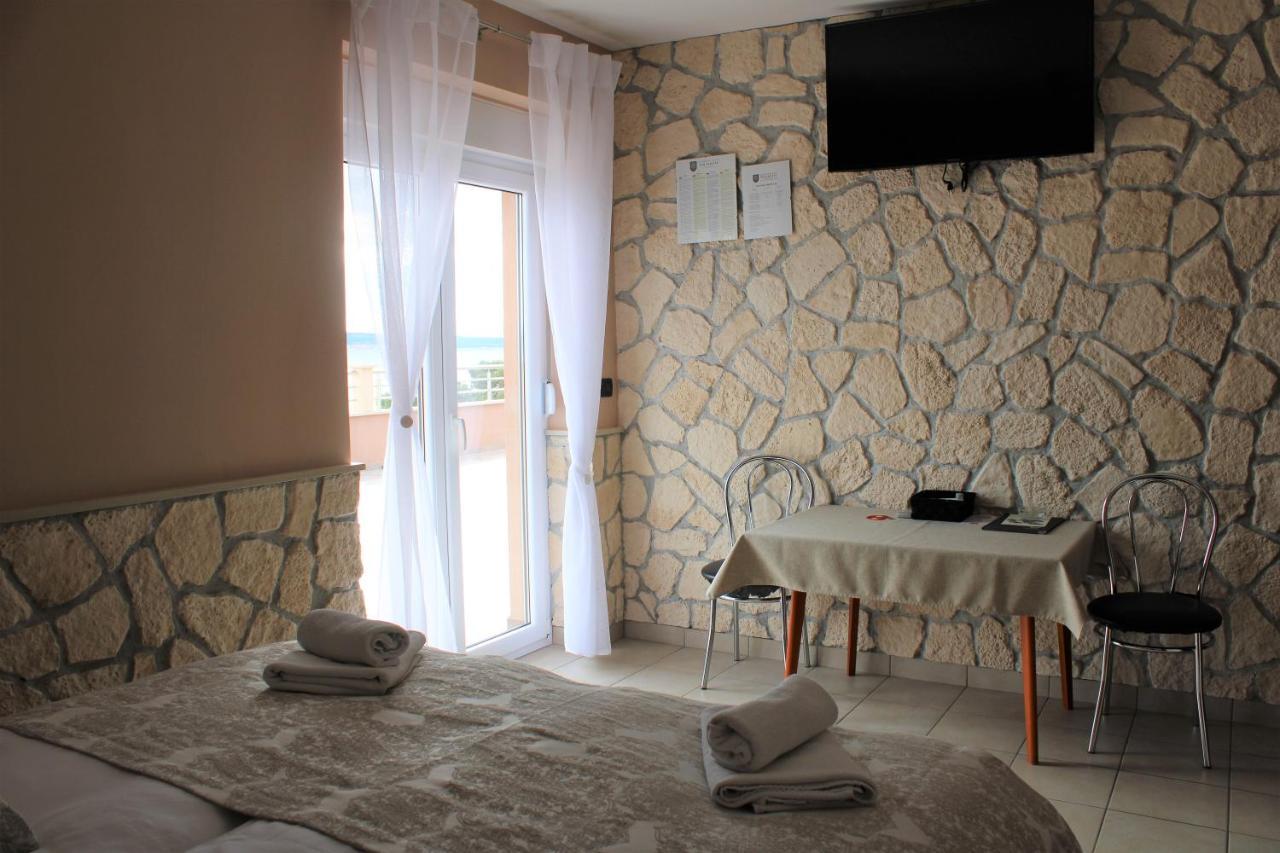 Bed and Breakfast Dalmacija Omiš Zewnętrze zdjęcie