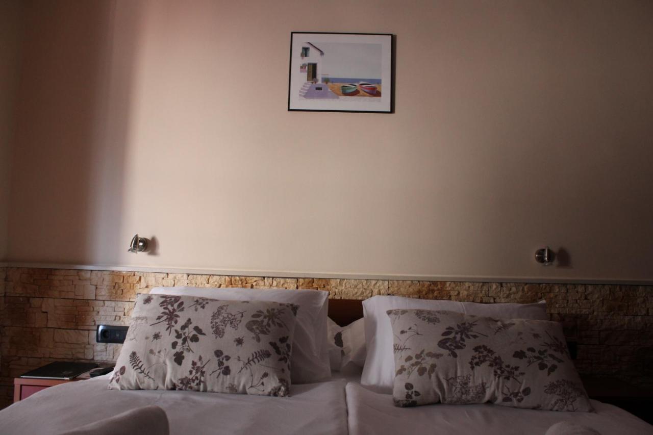 Bed and Breakfast Dalmacija Omiš Zewnętrze zdjęcie