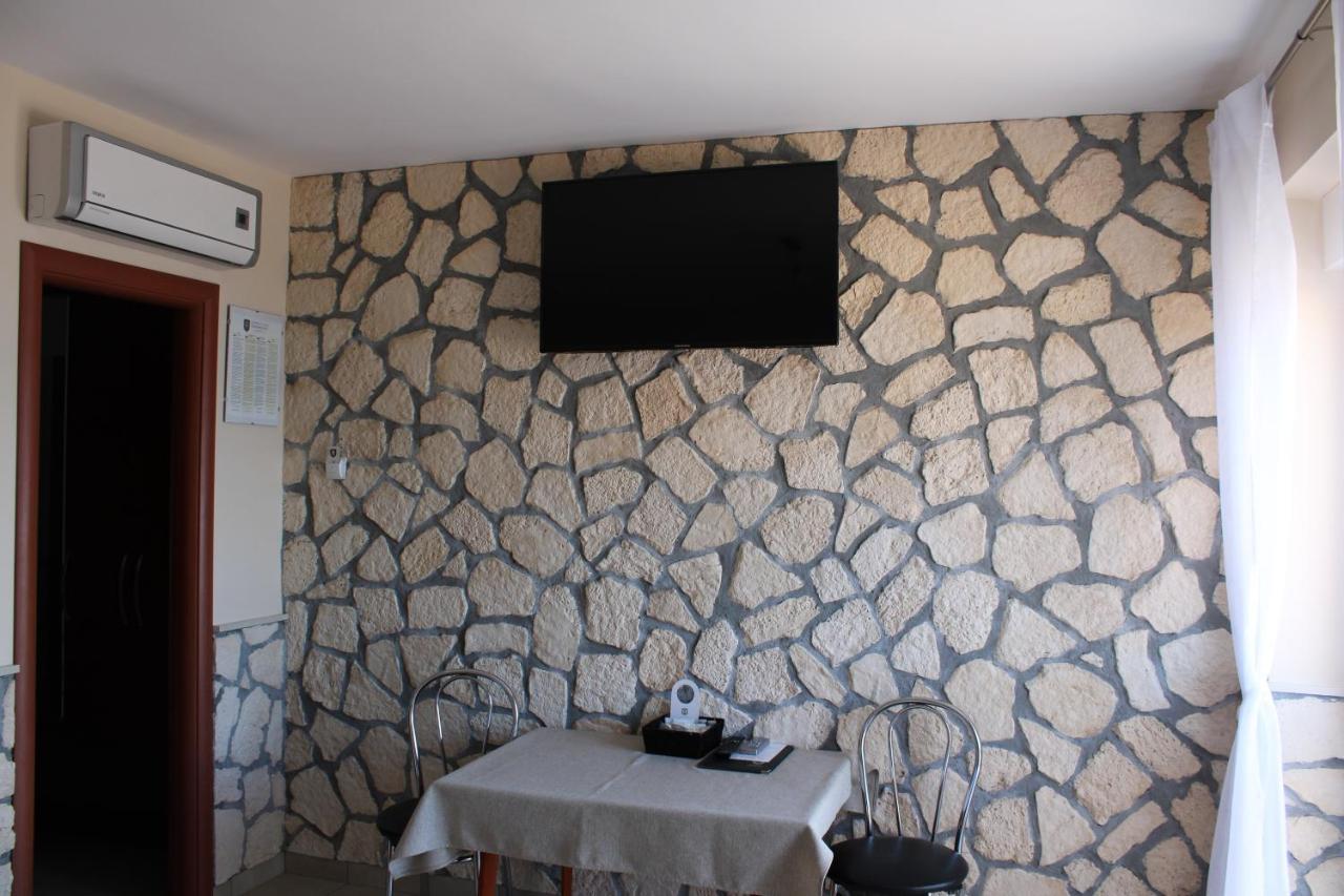 Bed and Breakfast Dalmacija Omiš Zewnętrze zdjęcie