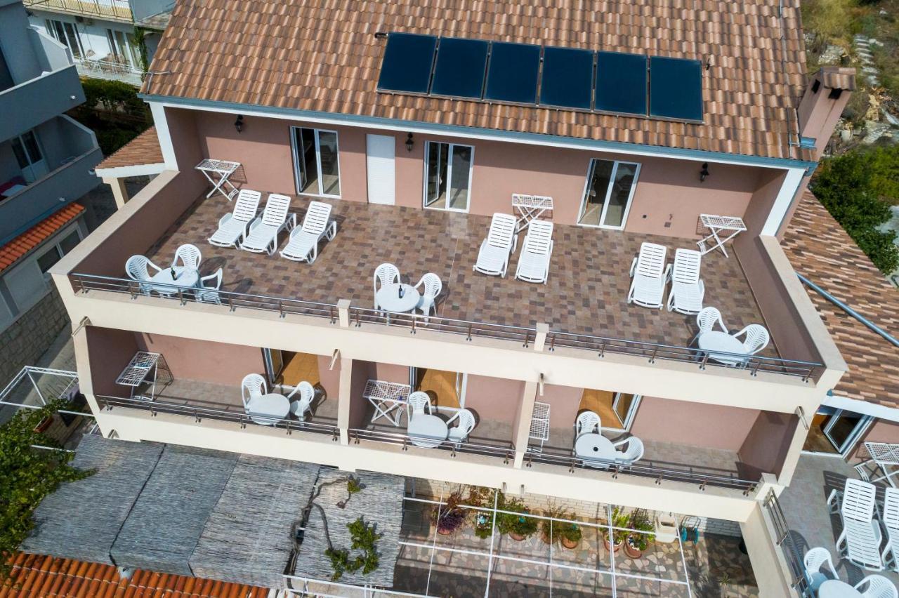 Bed and Breakfast Dalmacija Omiš Zewnętrze zdjęcie
