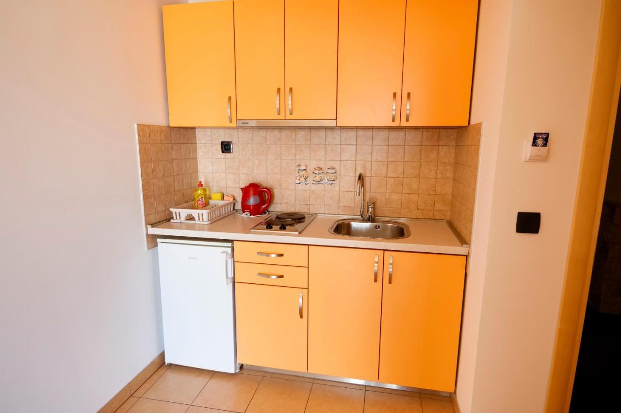 Bed and Breakfast Dalmacija Omiš Zewnętrze zdjęcie