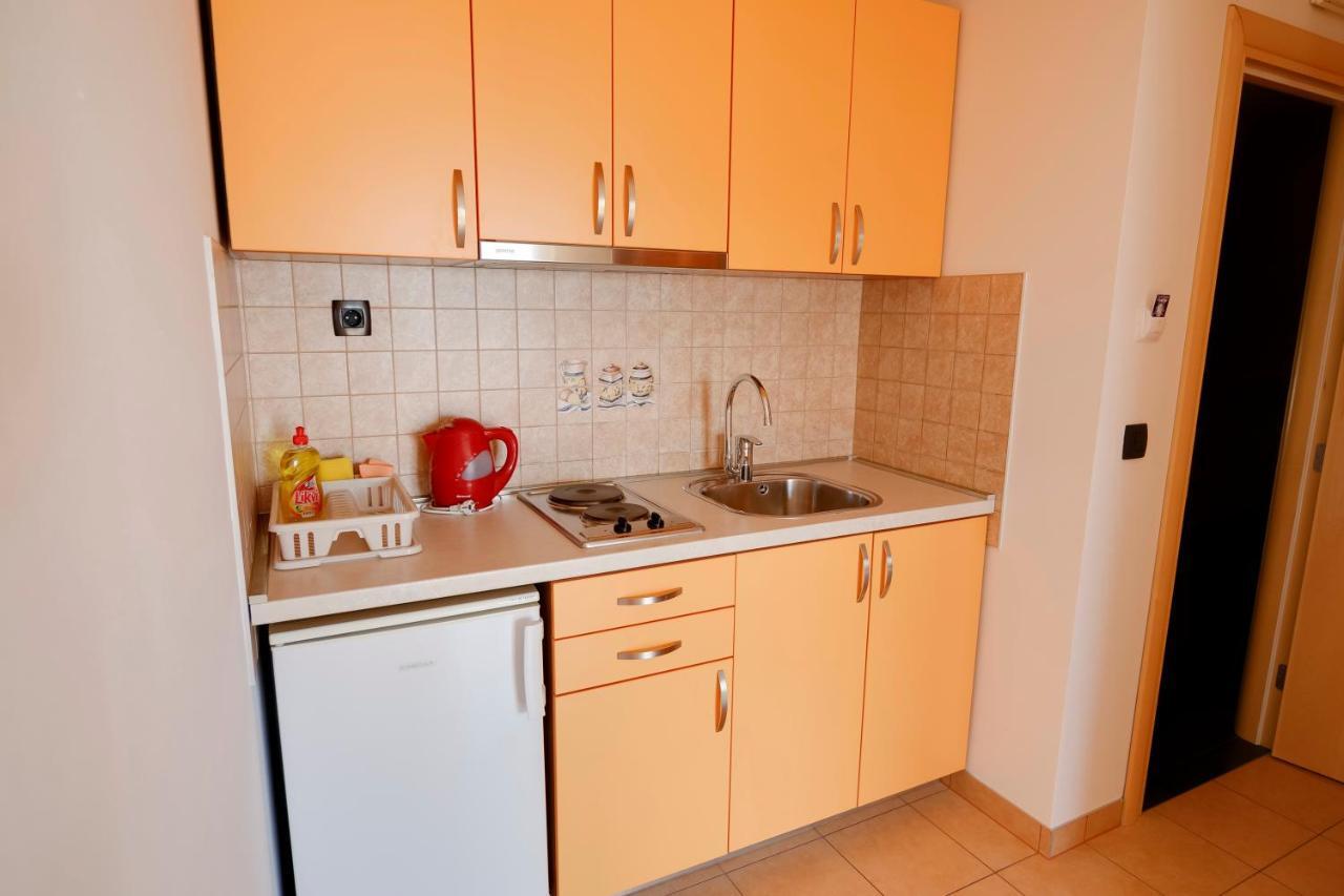 Bed and Breakfast Dalmacija Omiš Zewnętrze zdjęcie
