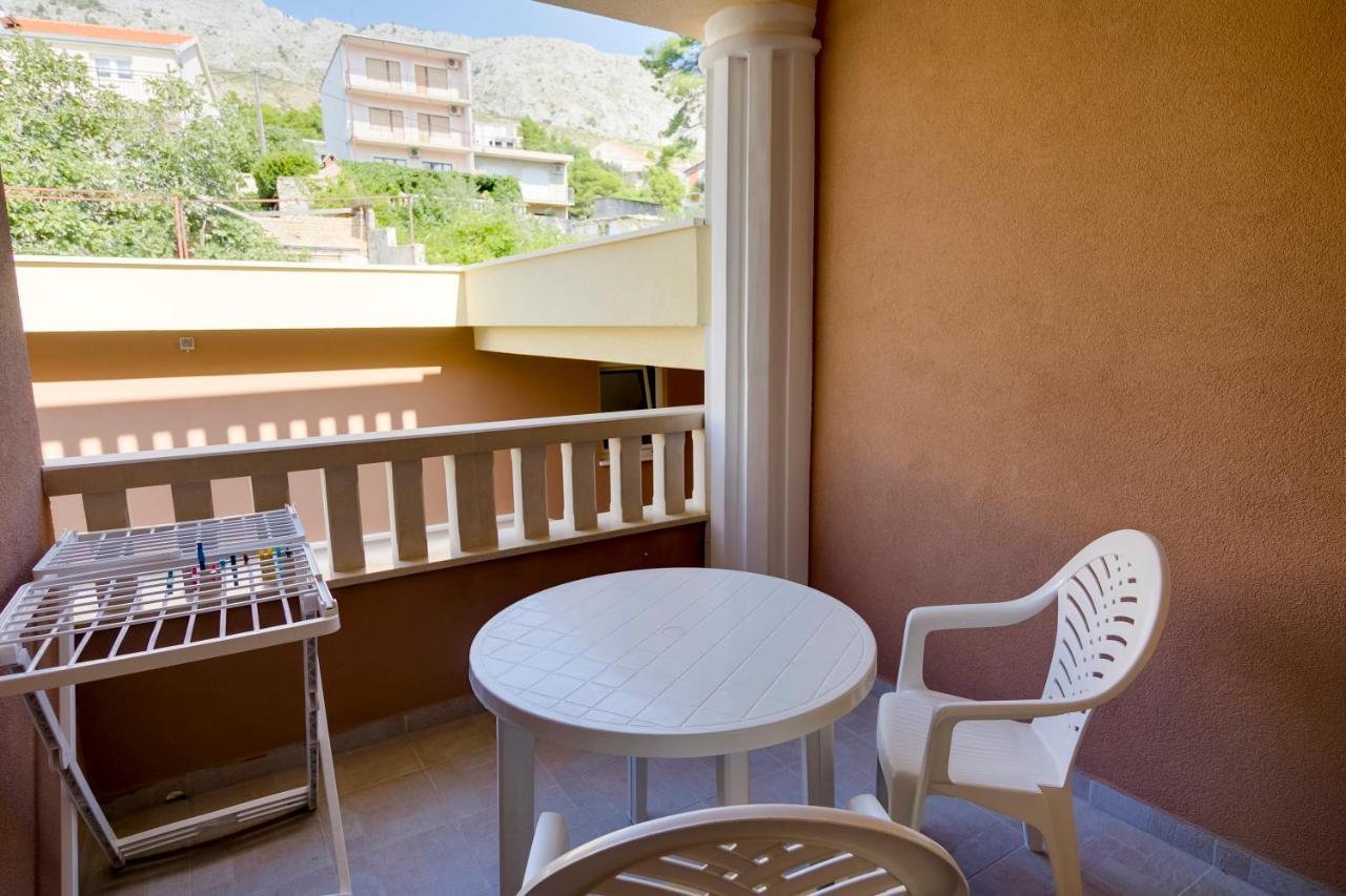Bed and Breakfast Dalmacija Omiš Zewnętrze zdjęcie